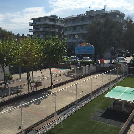 Hotel Ninfea Cervia Bagian luar foto