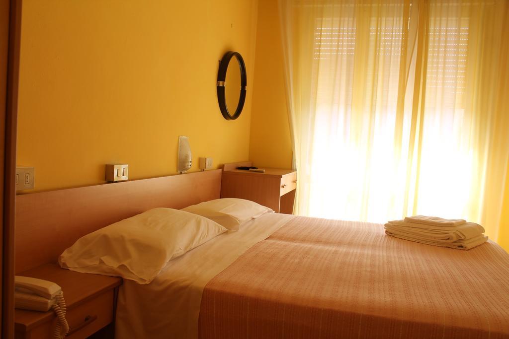 Hotel Ninfea Cervia Bagian luar foto
