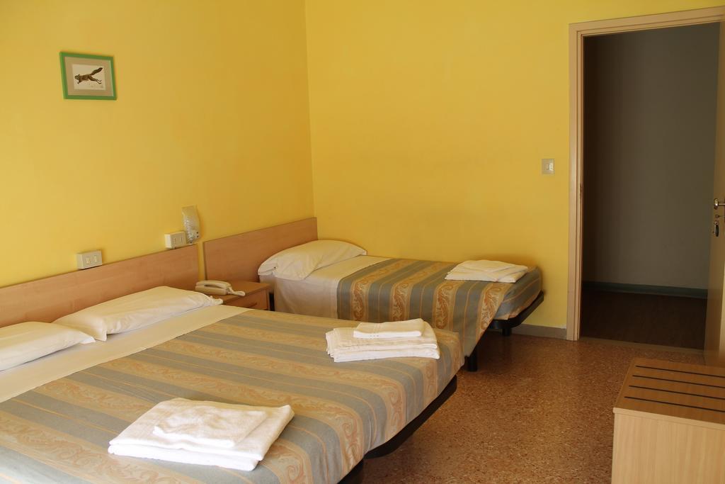 Hotel Ninfea Cervia Bagian luar foto