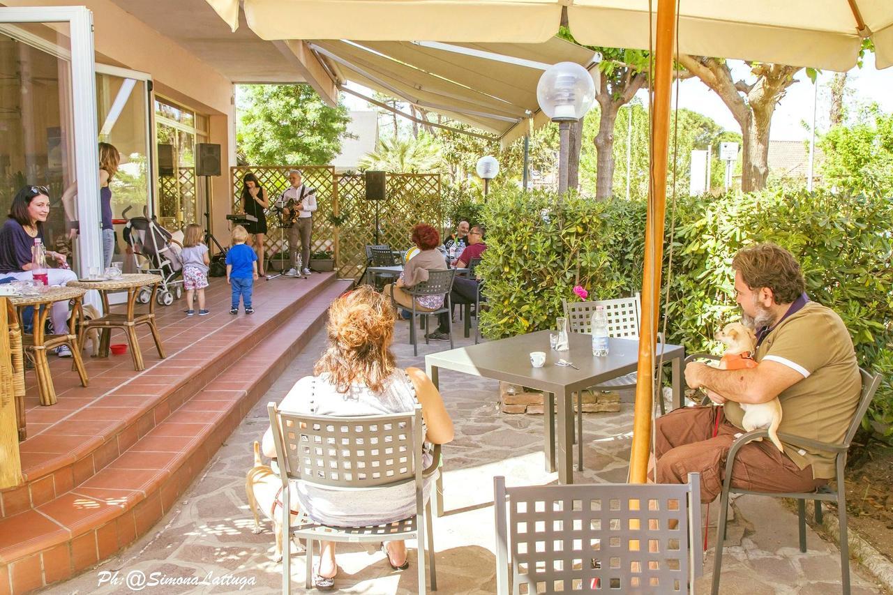 Hotel Ninfea Cervia Bagian luar foto