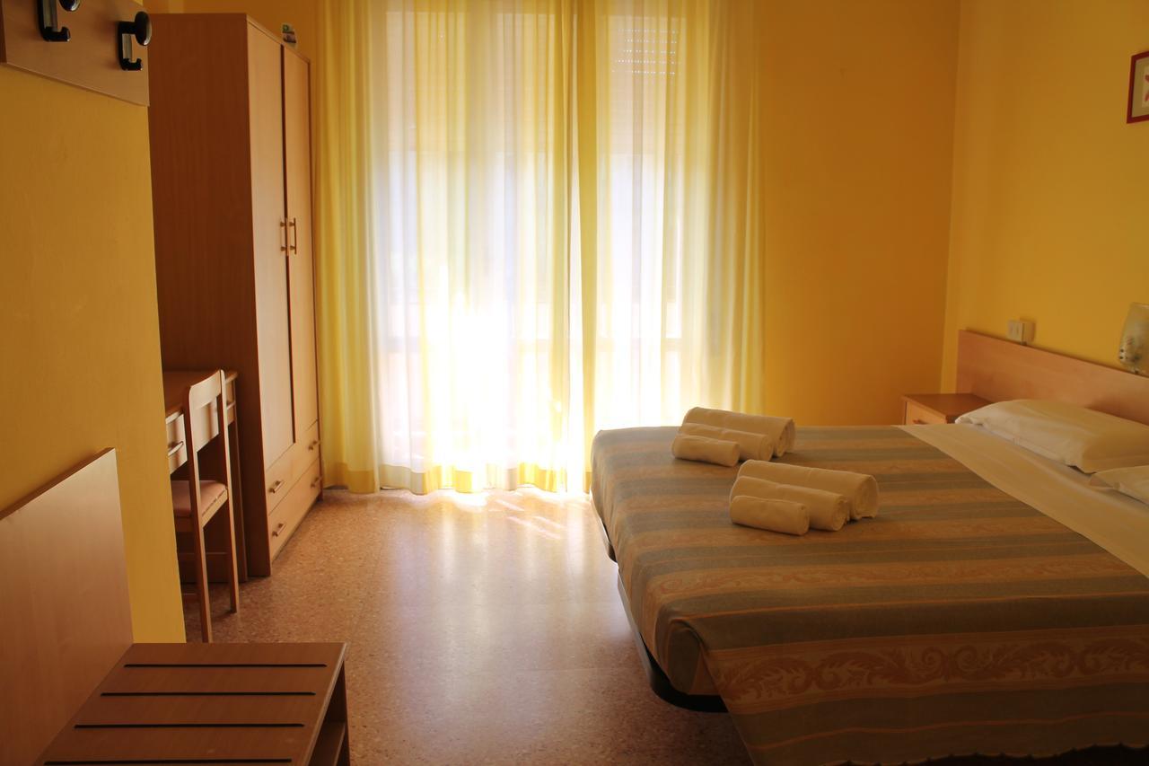 Hotel Ninfea Cervia Bagian luar foto
